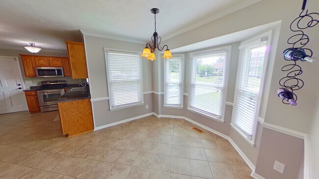 Building Photo - 867 Flintwood Rd