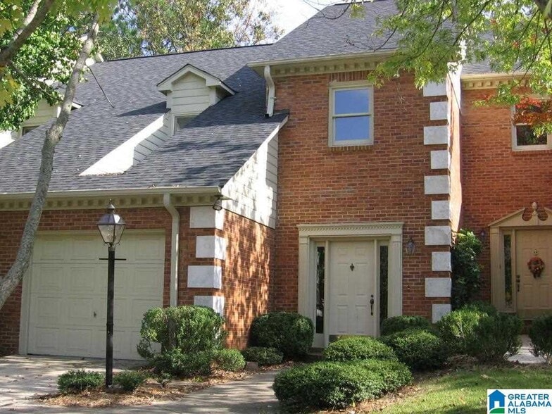 Primary Photo - 3049 Old Stone Dr
