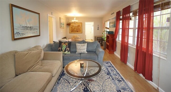 Building Photo - 5611 N McKay Ave