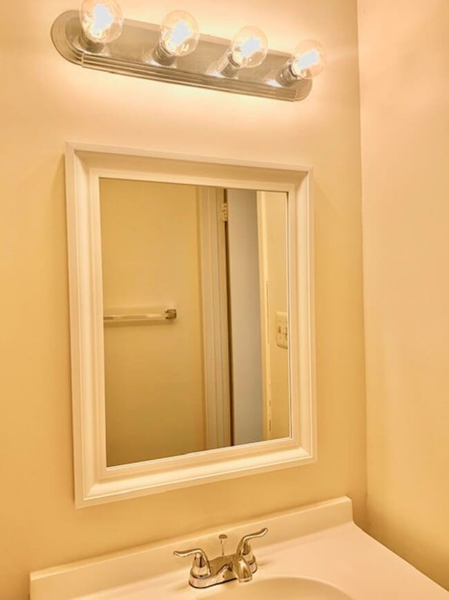 Building Photo - Welcome home!