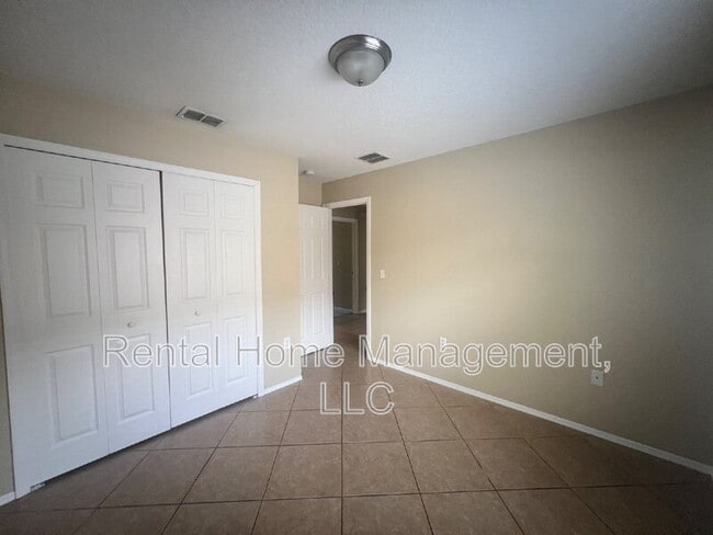 Building Photo - 2537 Hickory Oak Blvd