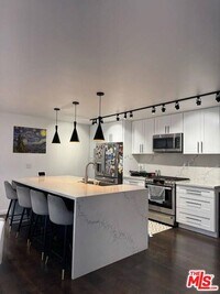 Building Photo - 28659 Vista Madera