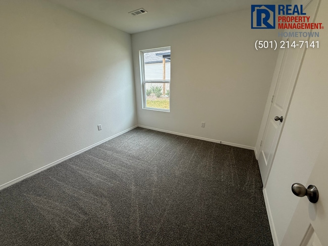 Building Photo - 6041 Discovery Trl