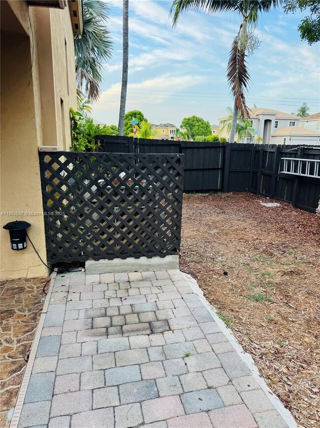 Building Photo - 8872 SW 208th Terrace