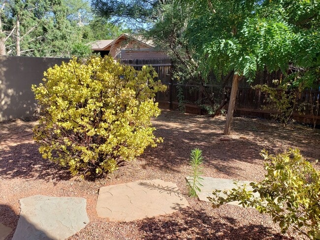 Building Photo - Unfurnished, 1-year long-term rental