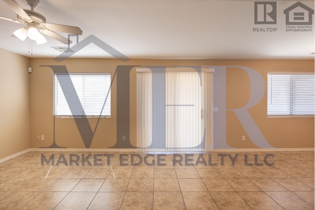 Building Photo - 4Bed/3Bath Home in Maricopa! $1599 MOVE-IN...