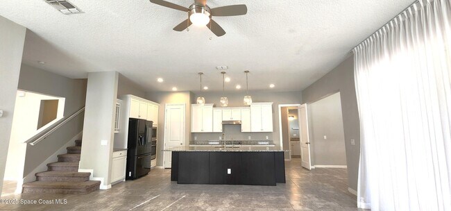 Building Photo - 1813 Hawksbill Ln