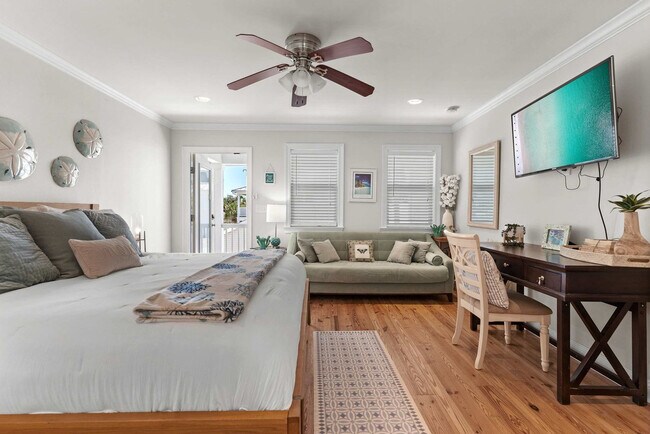 Building Photo - 4518 John Ave