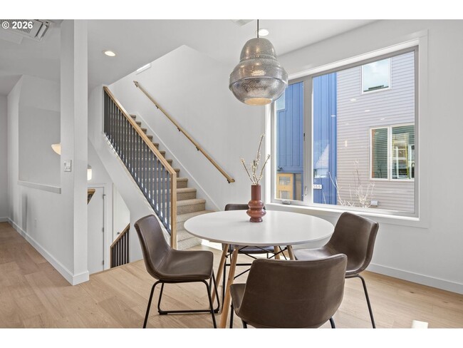 Building Photo - BRAND NEW stylish and modern Mt. Tabor stunner! Available Now!!