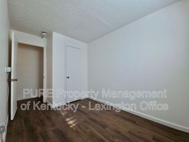 Building Photo - 207 Mt Vernon Rd