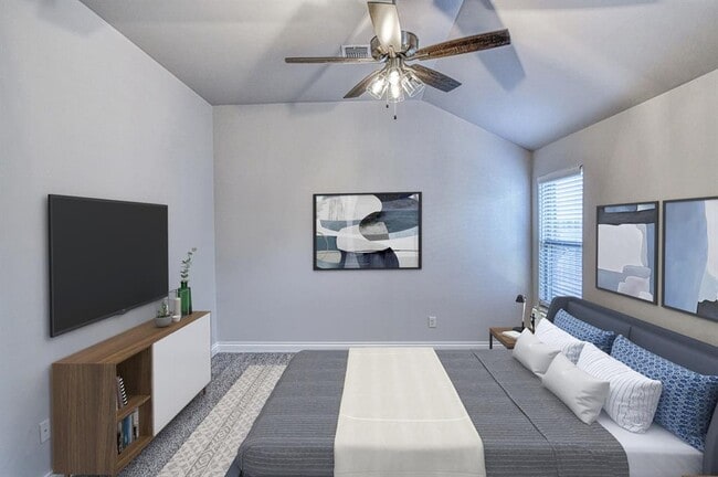 Building Photo - 624 Caladium Dr