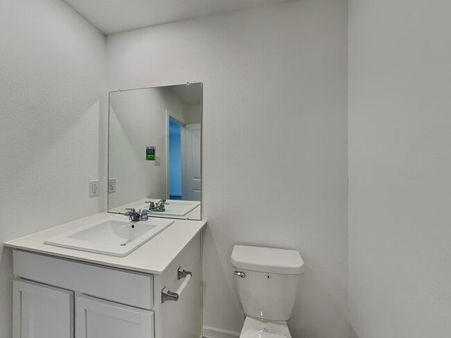 Building Photo - 21083 Santopadre St