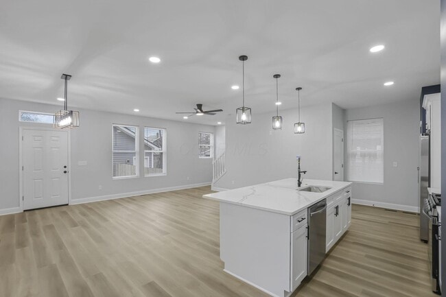 Building Photo - 961 Heyl Ave