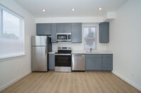 Building Photo - 4343 S Alder St