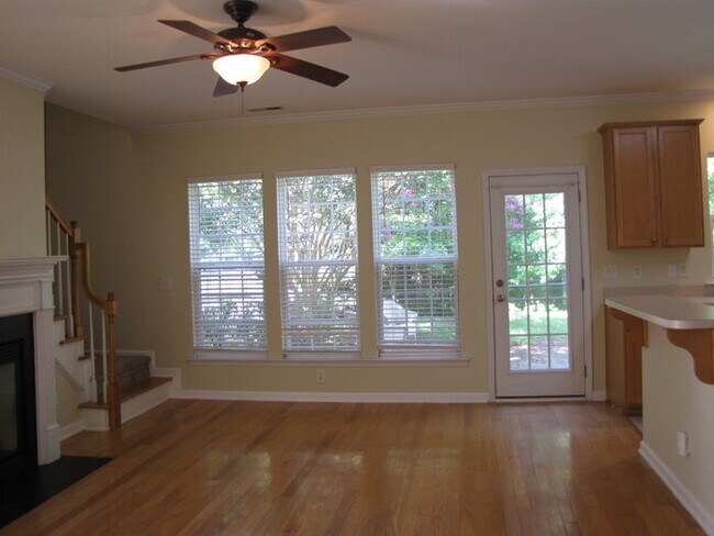 Building Photo - 1424 Copper Creek Dr