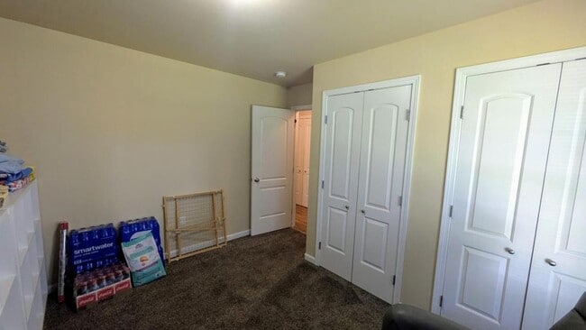 Building Photo - 4866 S Danielle St