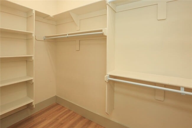 Building Photo - 655 N Genevieve Ave