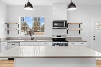 Building Photo - 948 N 5th St