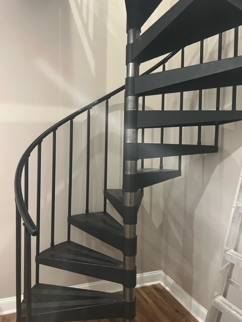 Building Photo - 214 Bridge Street #5