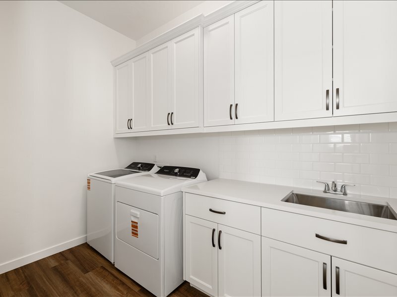 Building Photo - 1523 W Switchgrass Ct