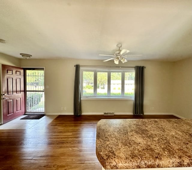 Building Photo - 1801 Park Haven Dr