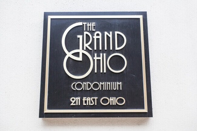 Building Photo - 1 Bedroom / 1 Bathroom in The Grand Ohio! ...