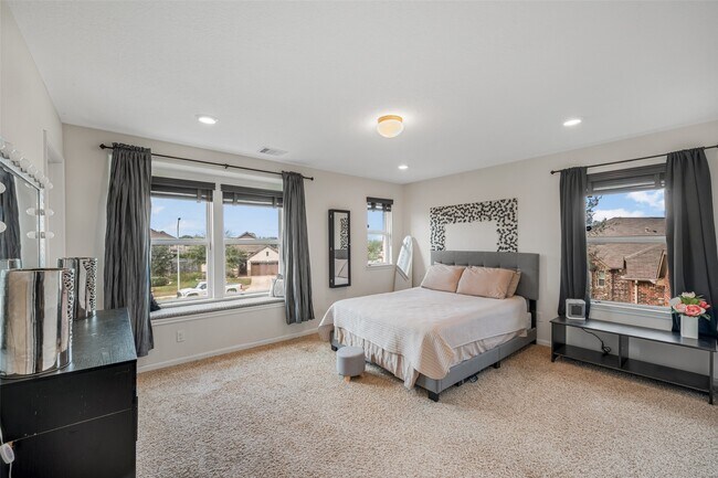 Building Photo - 8142 Cheyenne Hills Trail