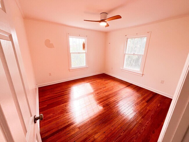 Building Photo - 1713 Florida Ave