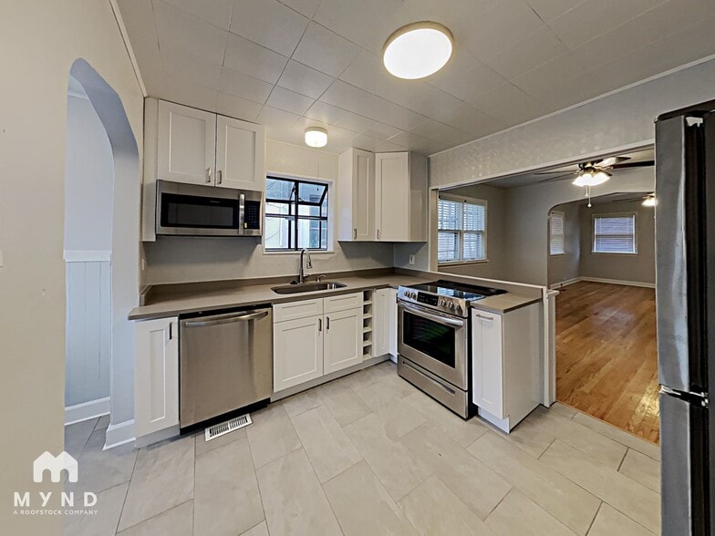 Building Photo - 3359 Federal Blvd