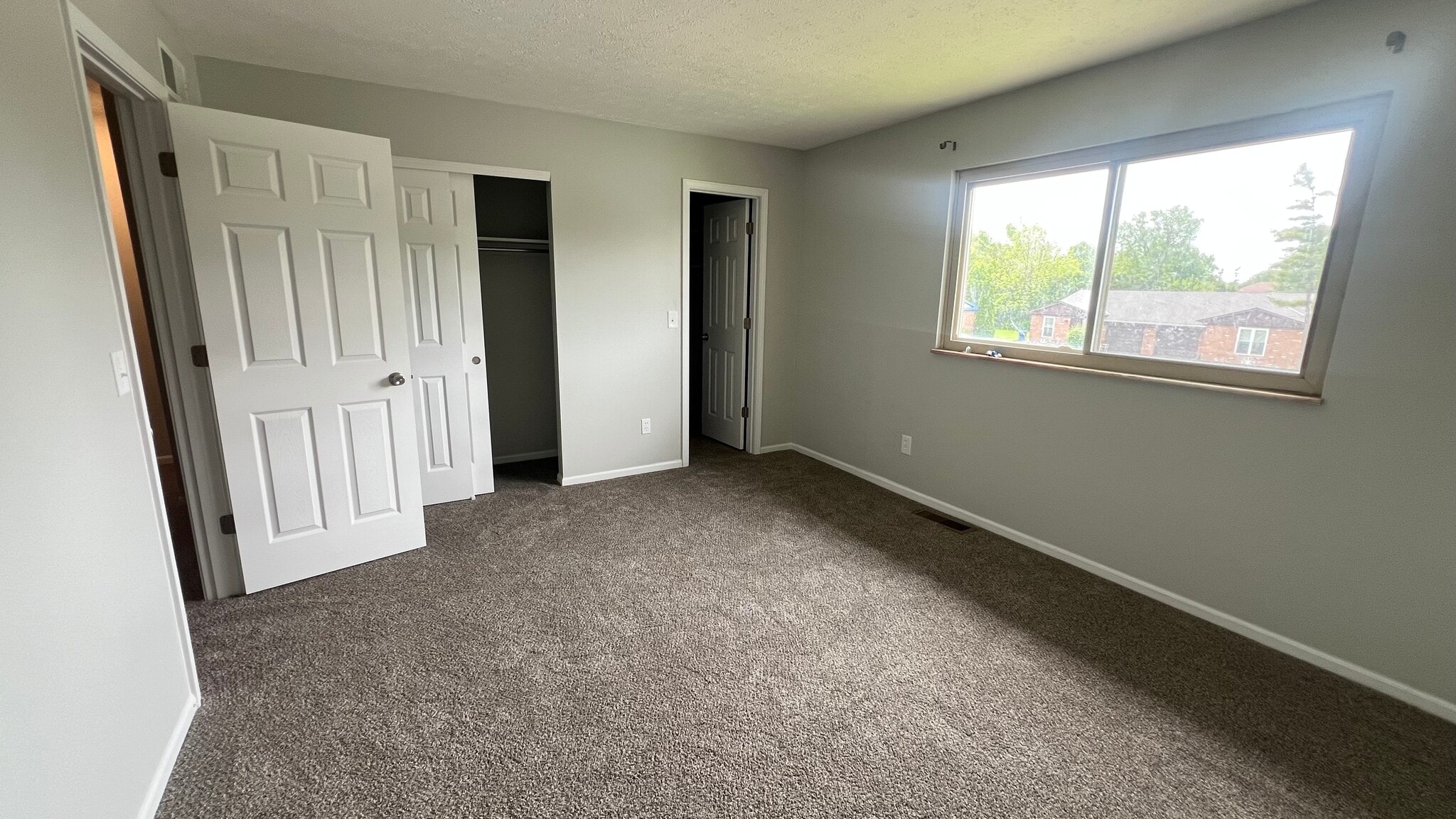 Building Photo - 5786 Applebrook Ct