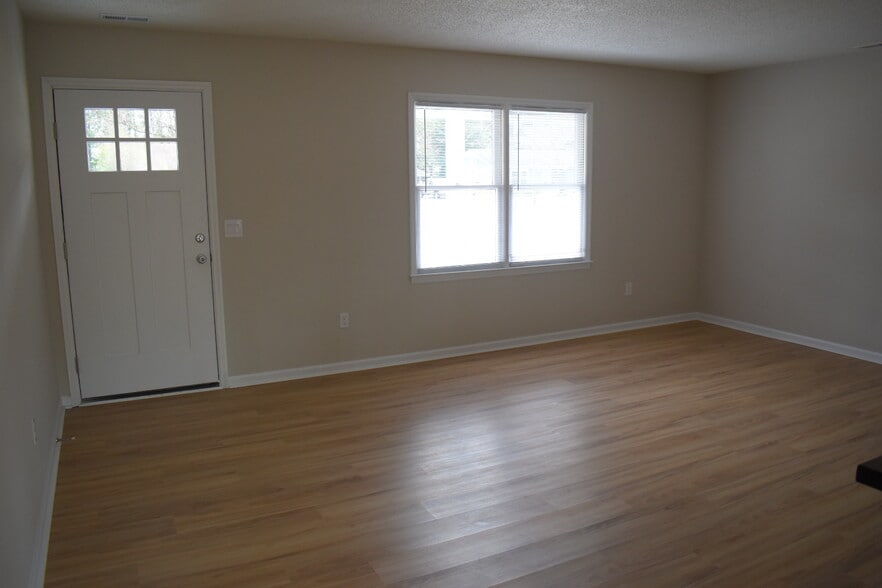 Building Photo - 4839 Berkley Dr