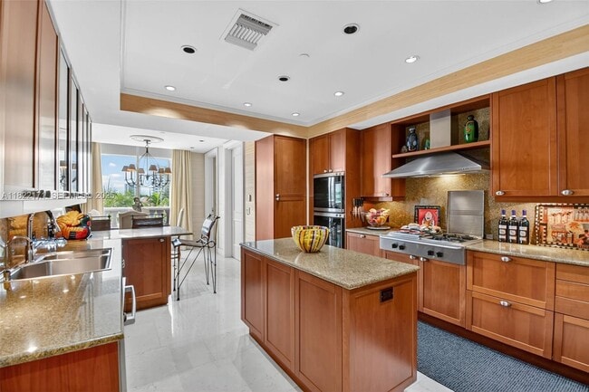 Building Photo - 19925 NE 39th Pl