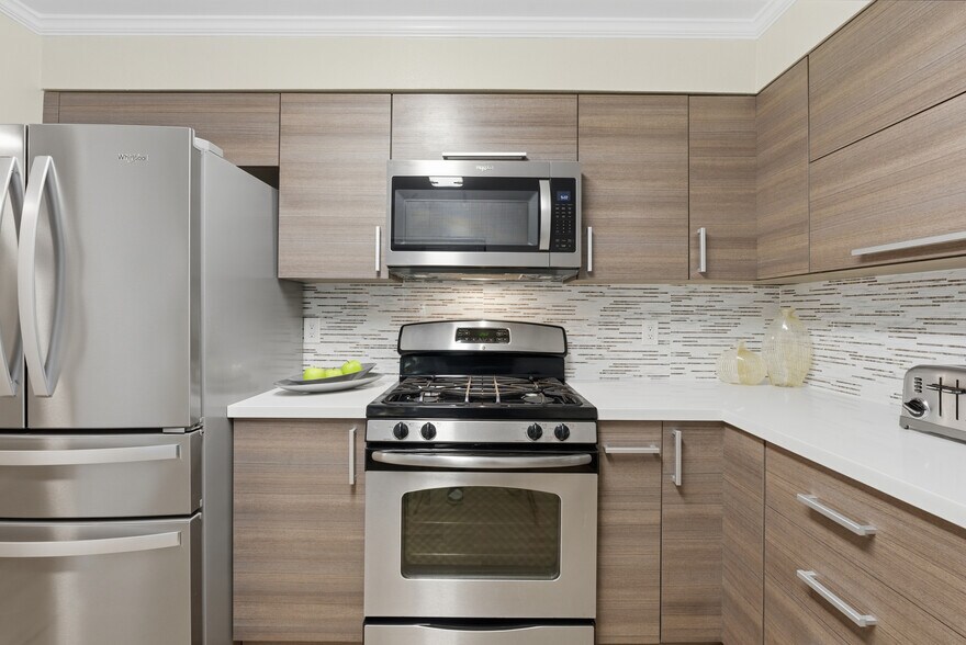 Building Photo - 340 Shotwell St