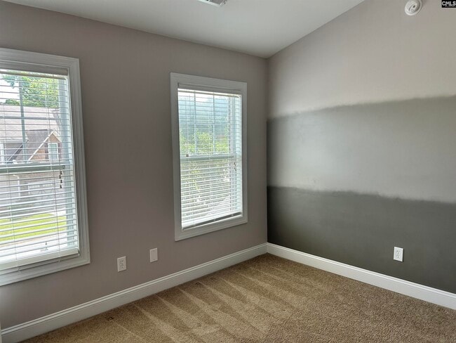 Building Photo - 219 Greenstone Way