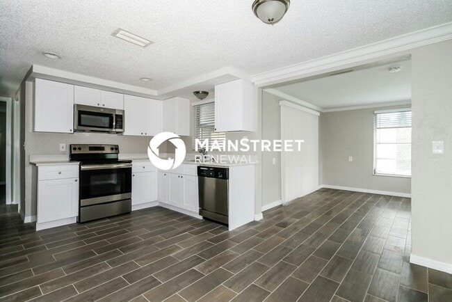 Building Photo - 3 Bedroom Pet-Friendly Home in Port Richey, FL with Main Street Renewal