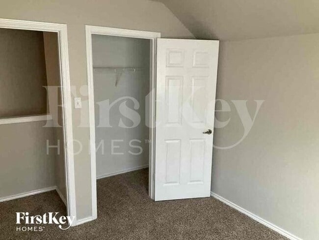 Building Photo - 10256 Budtime Ln