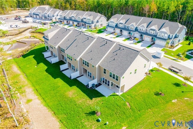 Building Photo - 18372 Palisades Ct