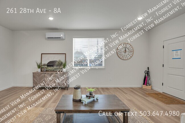 Building Photo - 261 SE 28th Ave