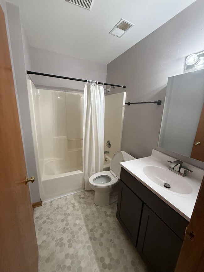 Building Photo - Summeridge Apartments