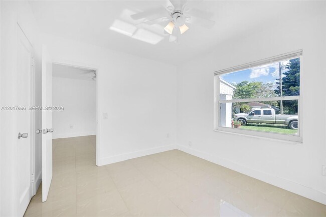 Building Photo - 577 NW 90th St