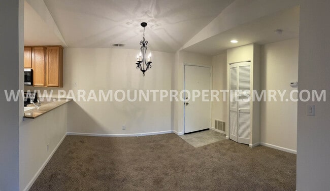 Building Photo - 405 Tyler Pl