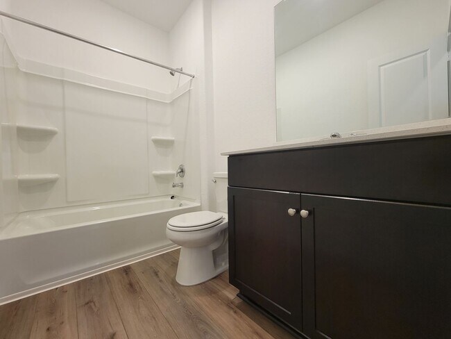 Building Photo - Spacious 3/BR, 2/BS Single-Level Home with...