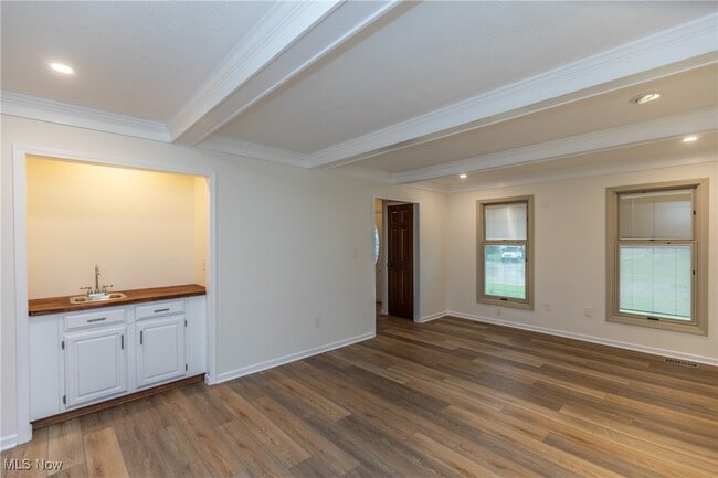 Building Photo - 17016 Greenwood Dr