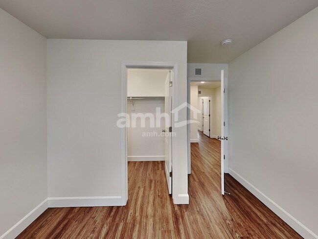 Building Photo - 7391 S Copper Rim Dr