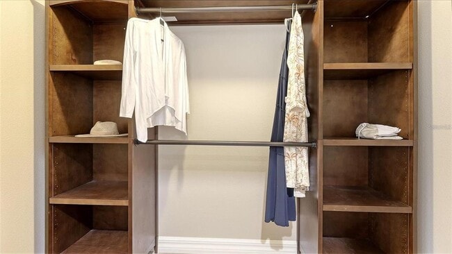 Building Photo - 1921 Monte Carlo Dr