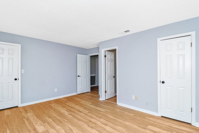 Building Photo - 5632 Gates Landing Rd