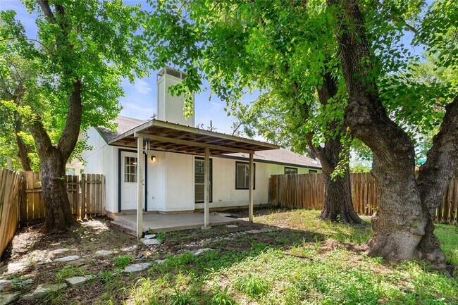 Building Photo - 2311 Burleson Rd