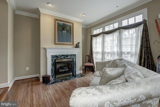 Building Photo - 1657 Colonial Hills Dr