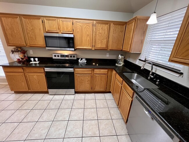 Building Photo - 2805 Yorkfield Ct