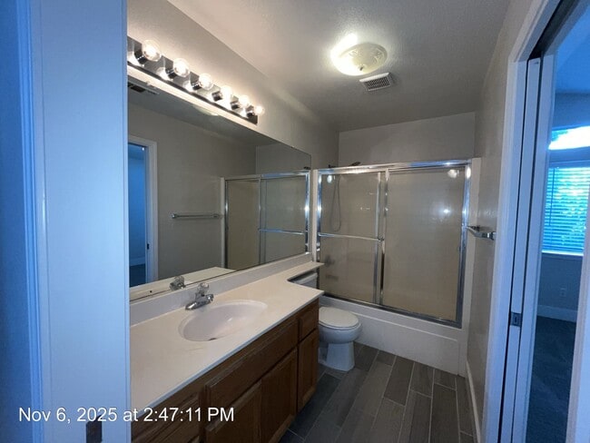 Building Photo - Beautiful Updated Home